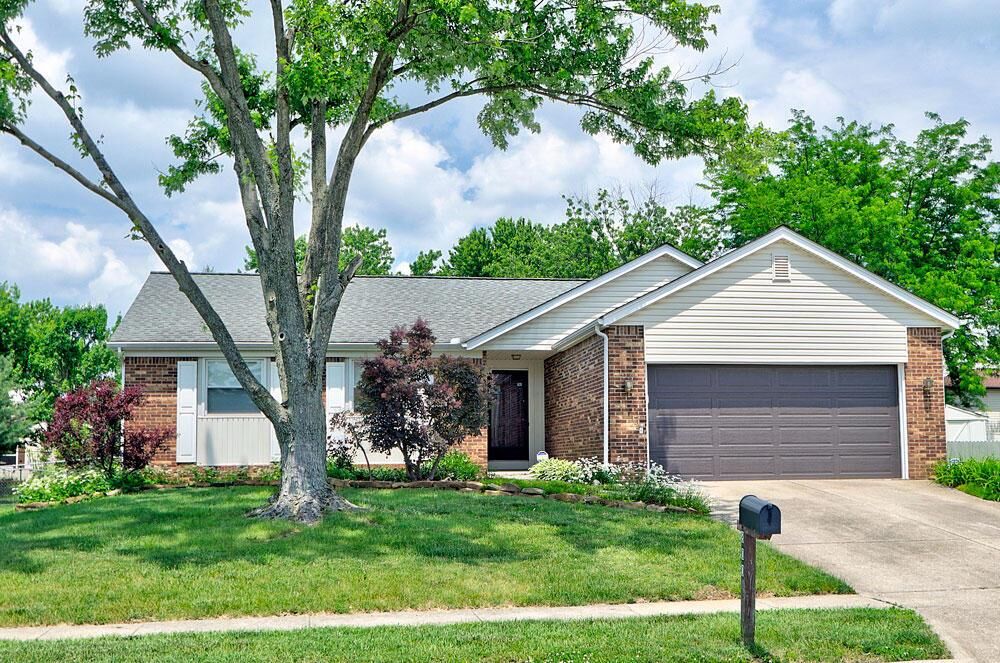 Property Photo: 800 Caroway Boulevard OH 43230