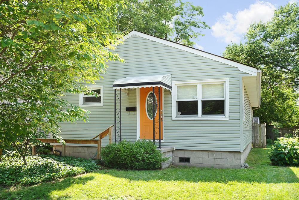 Property Photo:  2517 Deming Avenue  OH 43202 