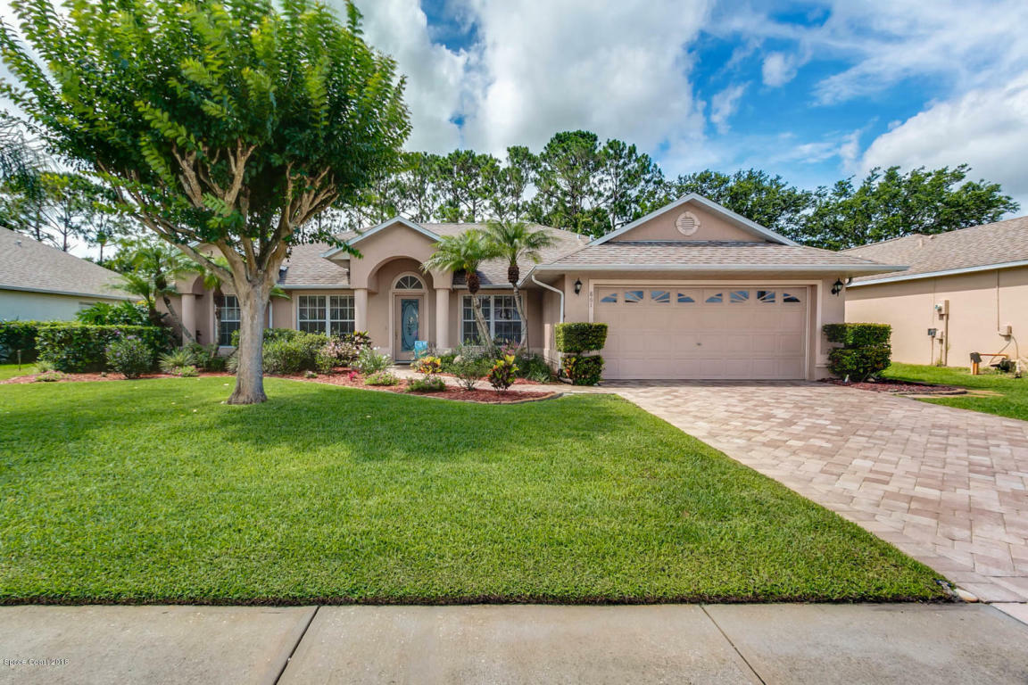 Property Photo:  861 Hunters Creek Drive  FL 32904 