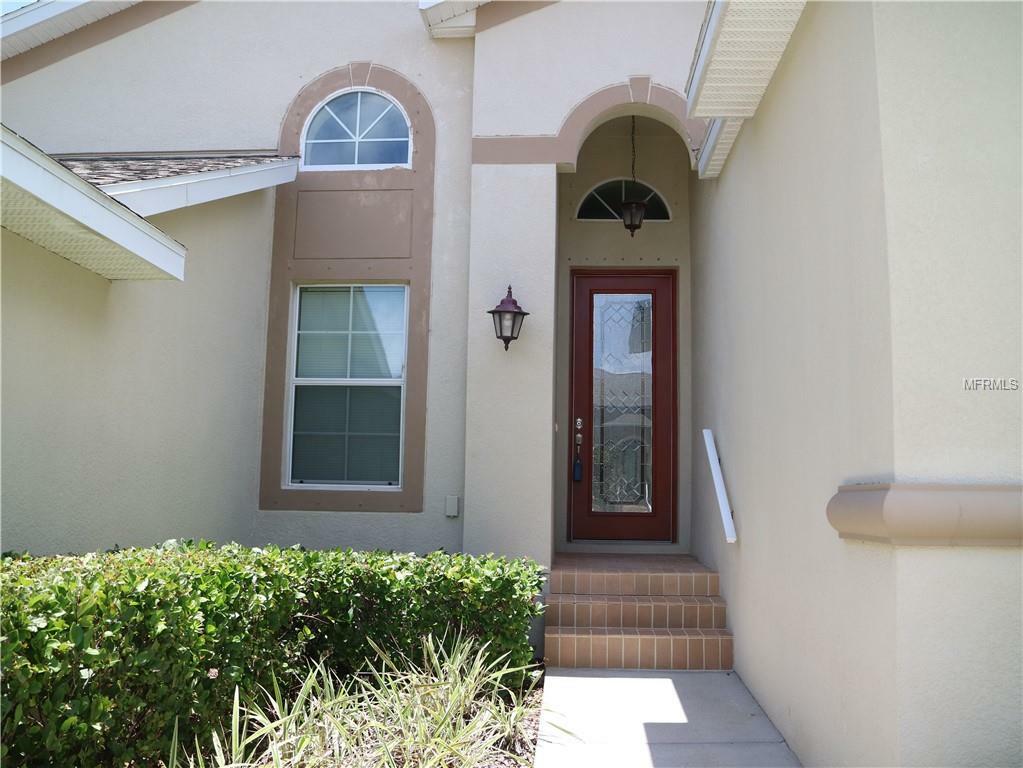 Property Photo:  1008 Blue Heron Way  FL 34689 