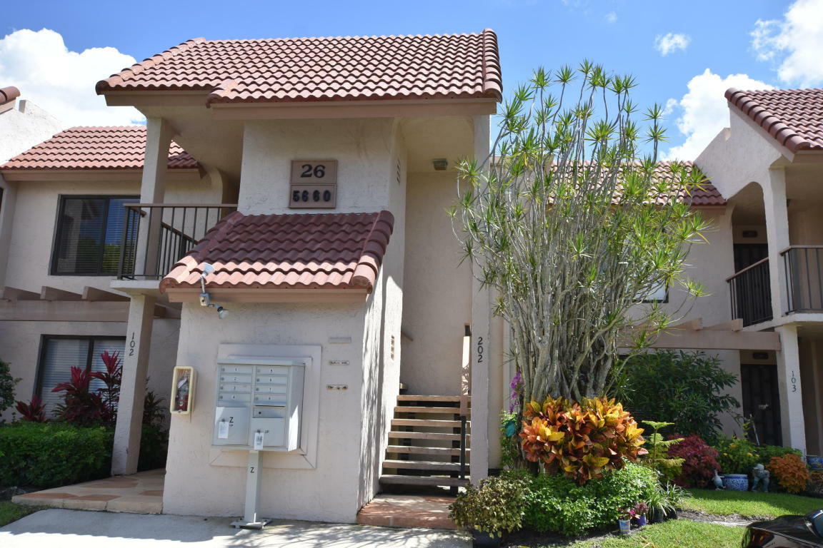 Property Photo:  5660 Fairway Park Drive 202  FL 33437 