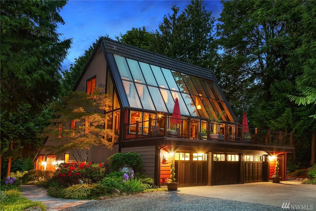 Property Photo: 5600 298th Ave SE WA 98050