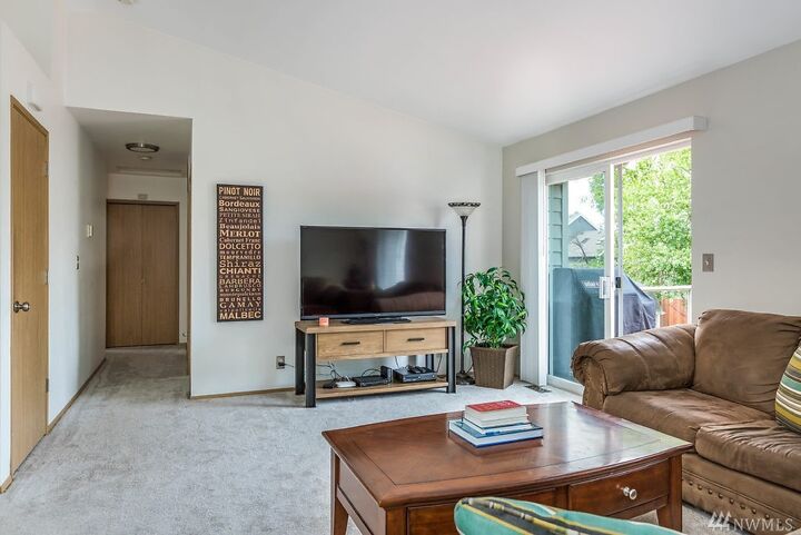 Property Photo: 1496 SW 10th Ave WA 98277