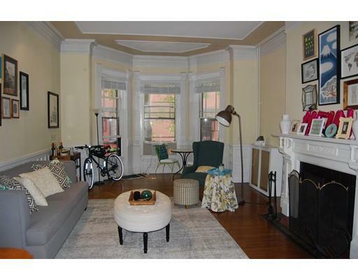 Property Photo:  246 Marlborough Street 4  MA 02116 