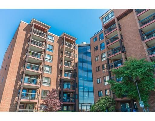 Property Photo:  60 Rantoul Street 505N  MA 01915 