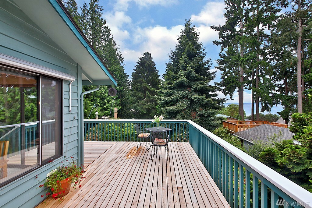 Property Photo:  1420 Channel View Lane  WA 98249 