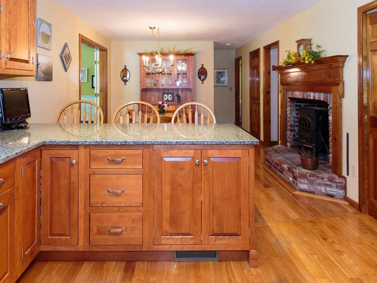 Property Photo:  26 Colonial Way  NH 03833 