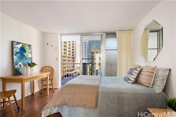 Property Photo:  441 Lewers Street 902  HI 96815 