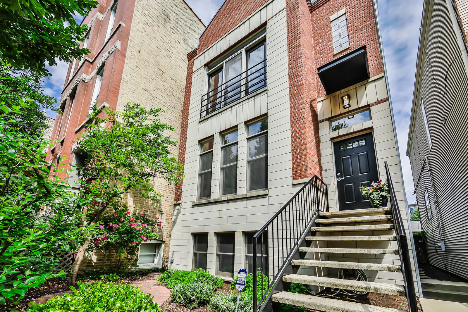 Property Photo: 1730 Ohio Street IL 60622