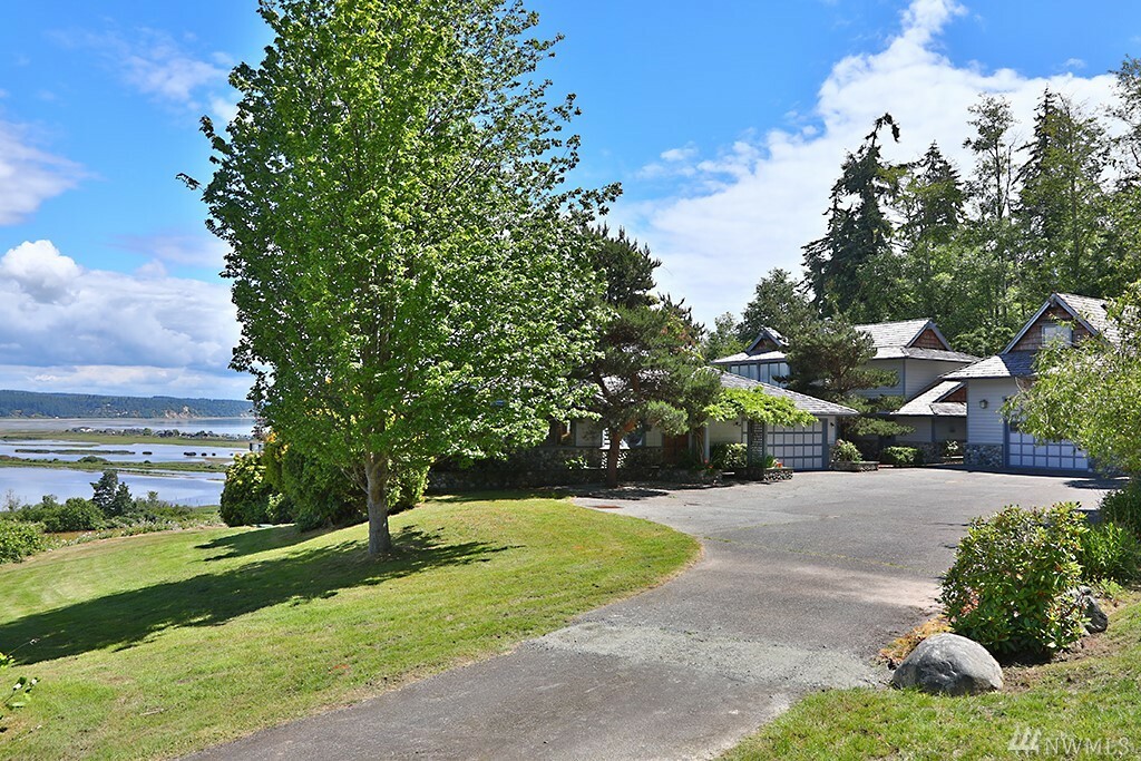 Property Photo: 1944 Bayvista Place WA 98249