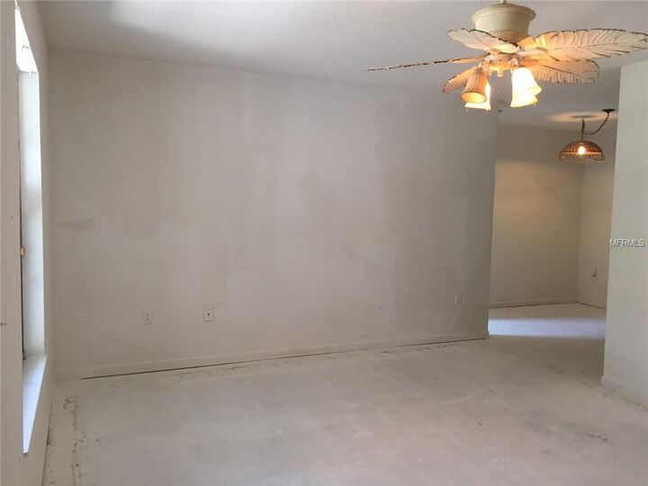 Property Photo: 3208 Dwarf Pine Avenue FL 32792