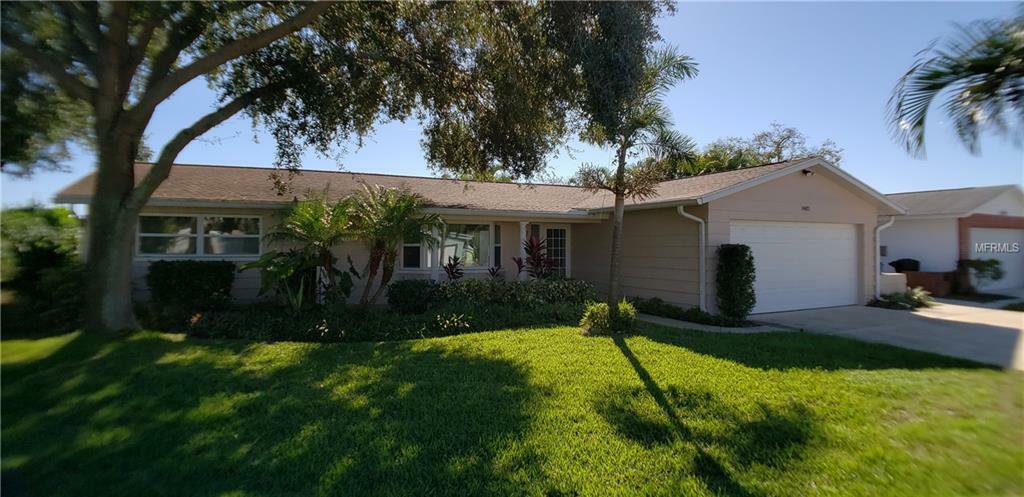 Property Photo: 1482 51st Avenue NE FL 33703