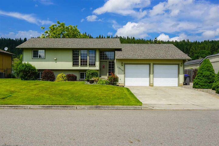 13715 E Everett Ave  Spokane Valley WA 99216 photo