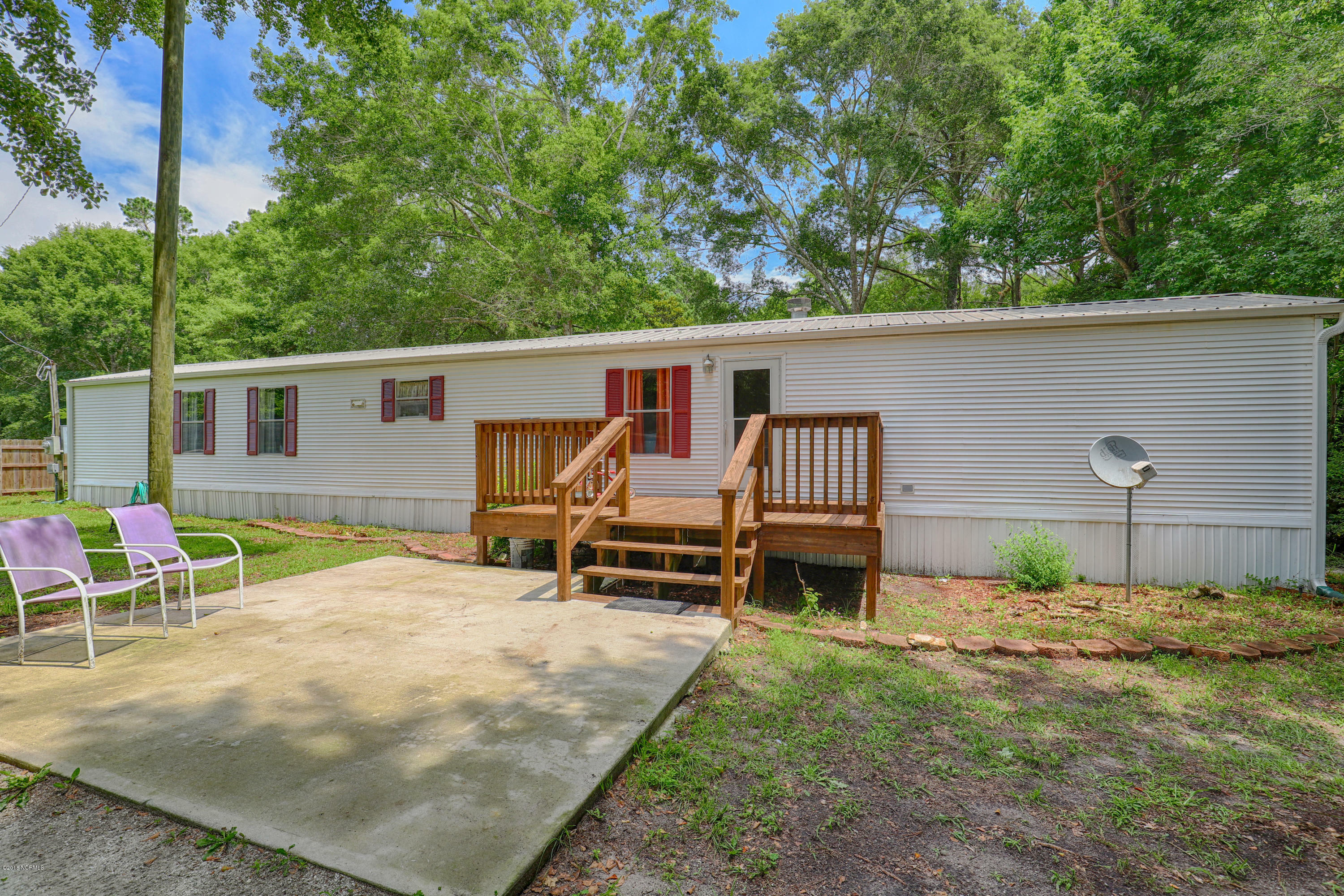 Property Photo:  107-109 Clearview Drive  NC 28445 