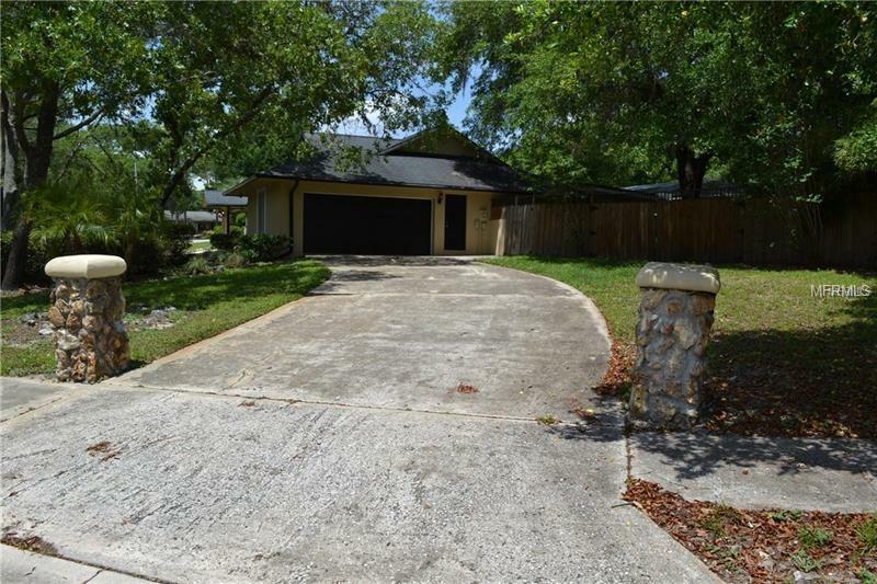 Property Photo:  208 W Sweetwater Creek Drive  FL 32779 