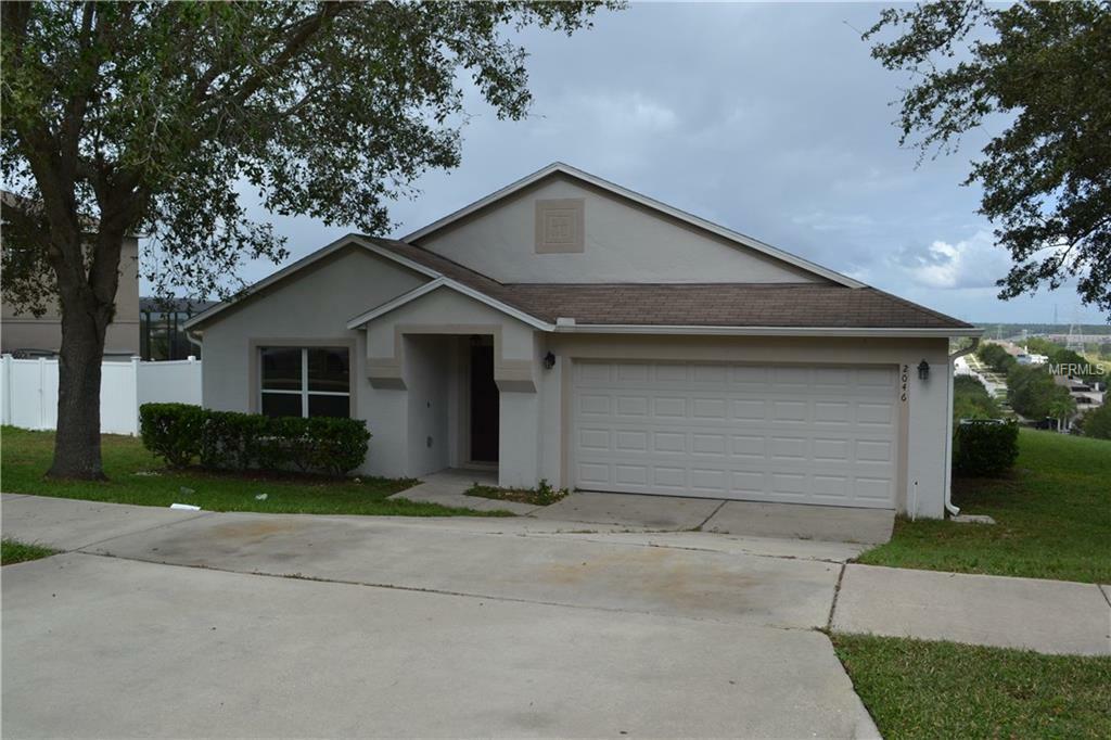 Property Photo:  2046 Knollcrest Drive  FL 34711 