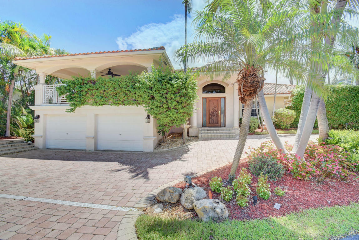 Property Photo: 290 E Fern Drive FL 33432