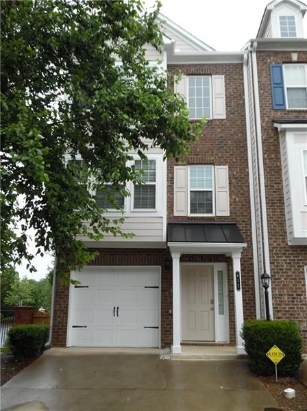 Property Photo: 632 Plaza Park Walk 30144