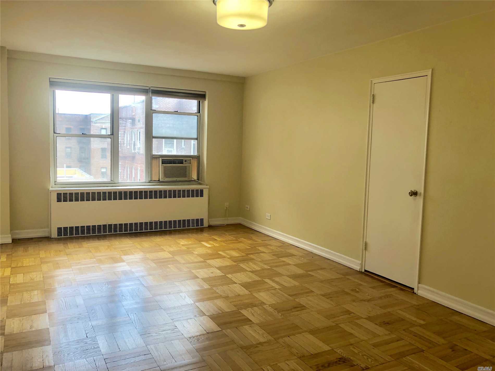 Property Photo: 71-36 110 Street 6B NY 11375