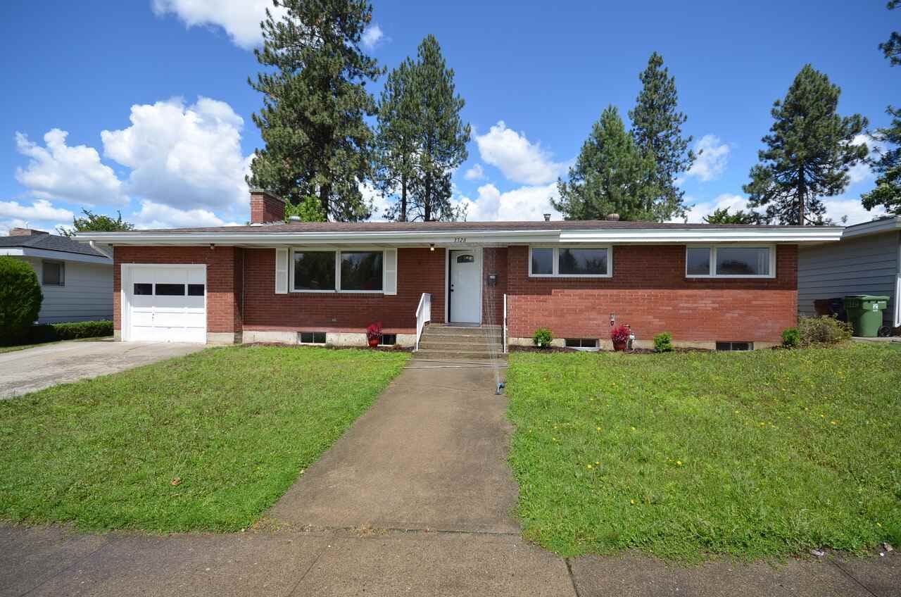 Property Photo:  3326 W Holyoke Ave  WA 99208 