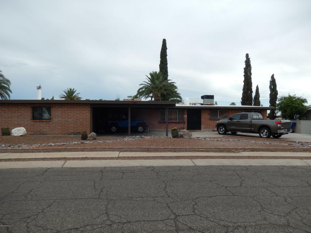 Property Photo:  7558 E 31st Street  AZ 85710 