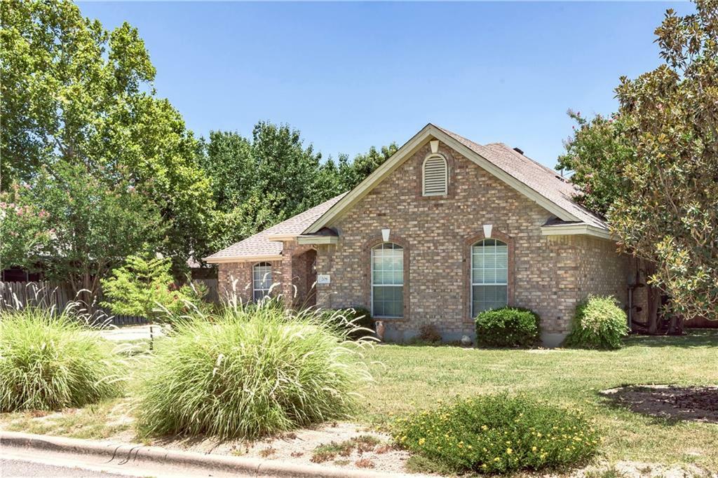 Property Photo:  208 Pleasant Valley Drive  TX 78626 