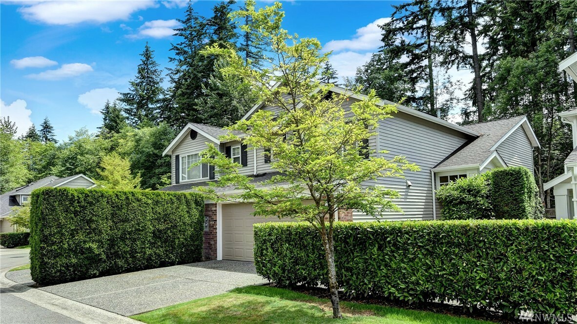 Property Photo:  16819 6th Ave W A-11  WA 98037 