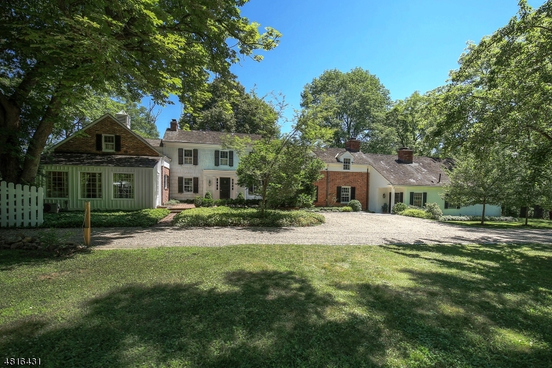 110 Mosle Rd  Peapack Gladstone Boro NJ 07931 photo