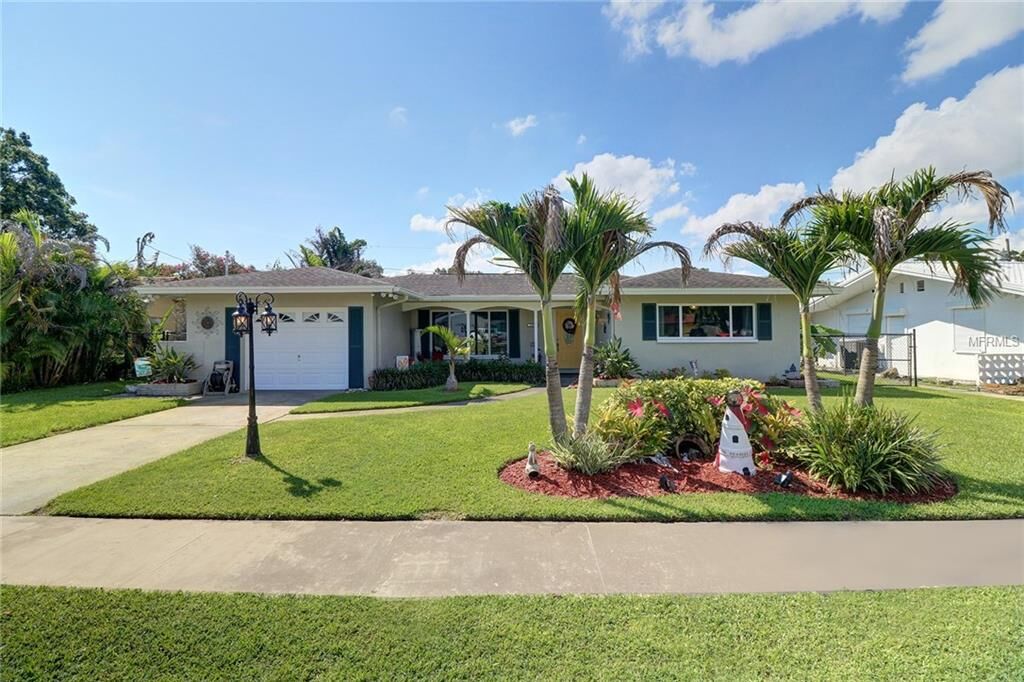 Property Photo:  1695 Woodridge Drive  FL 33756 