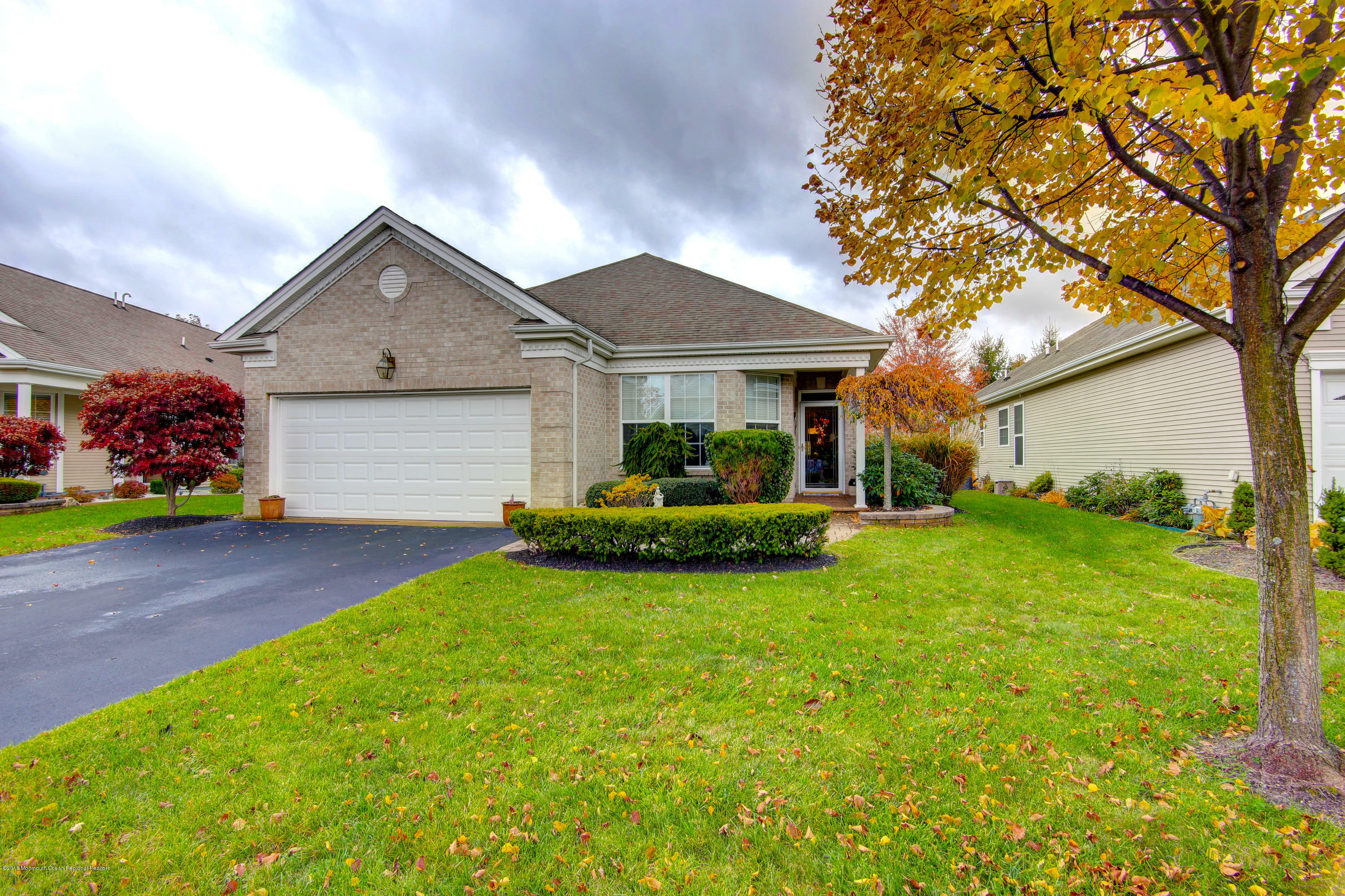 Property Photo: 24 Banstead Way NJ 08527