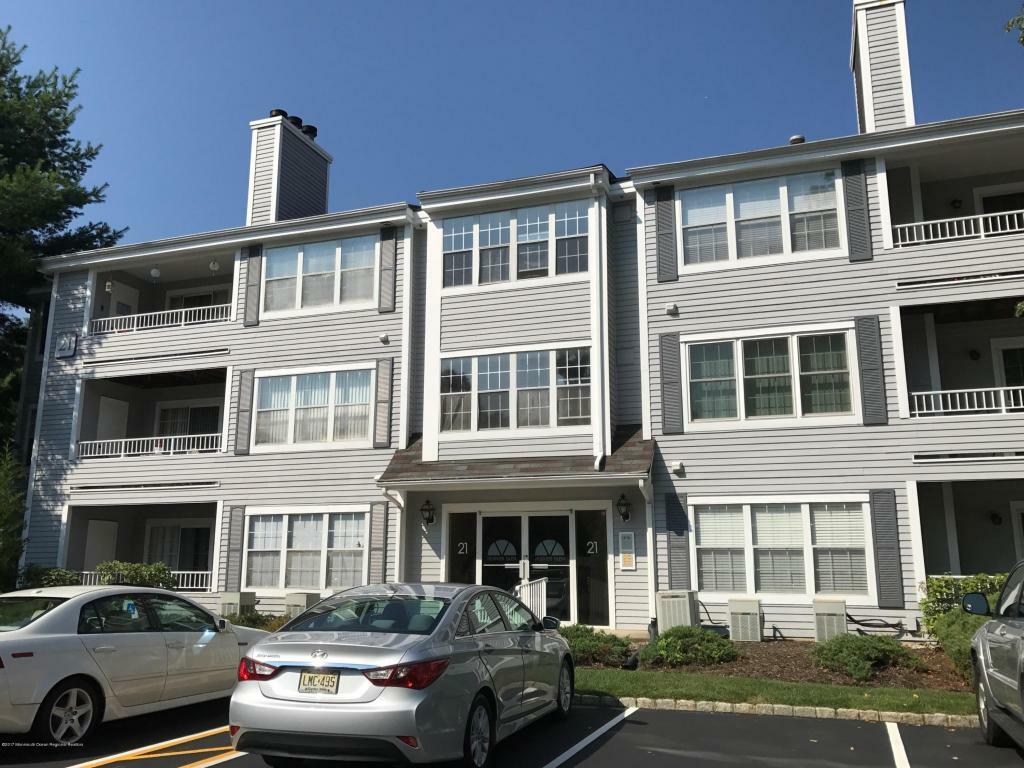 Property Photo: 2106 Candlelight Court 2106 NJ 08828