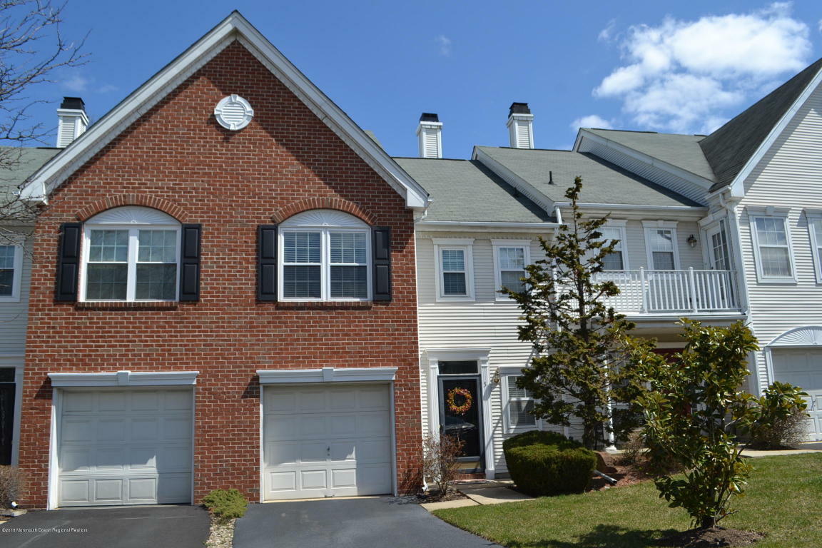 Property Photo:  5 Dutch Court  NJ 07733 