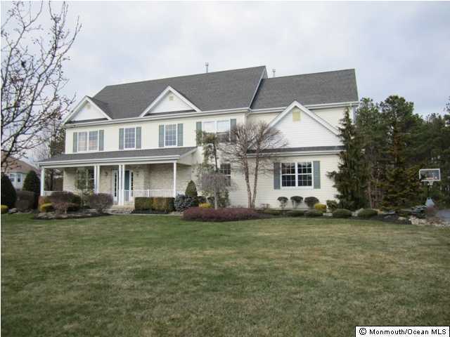 Property Photo:  15 Stonehenge Court  NJ 08527 