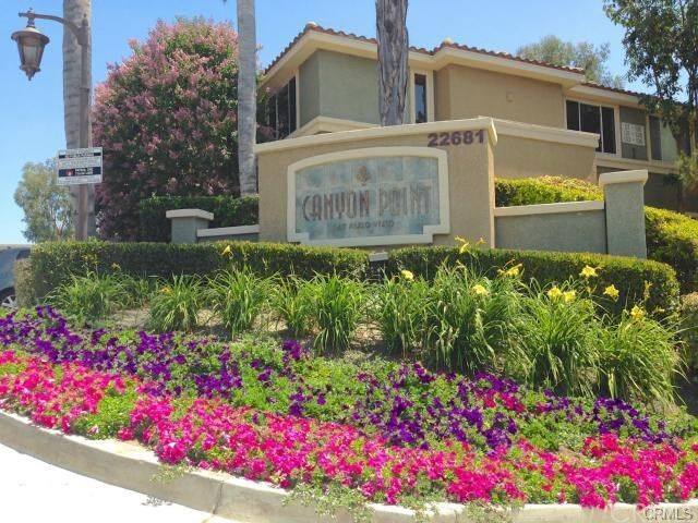 Property Photo: 22681 Oakgrove 613 CA 92656