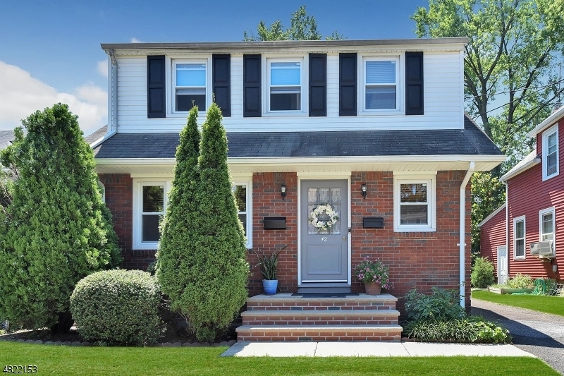 Property Photo:  42 Llewellyn Ave 1  NJ 07506 