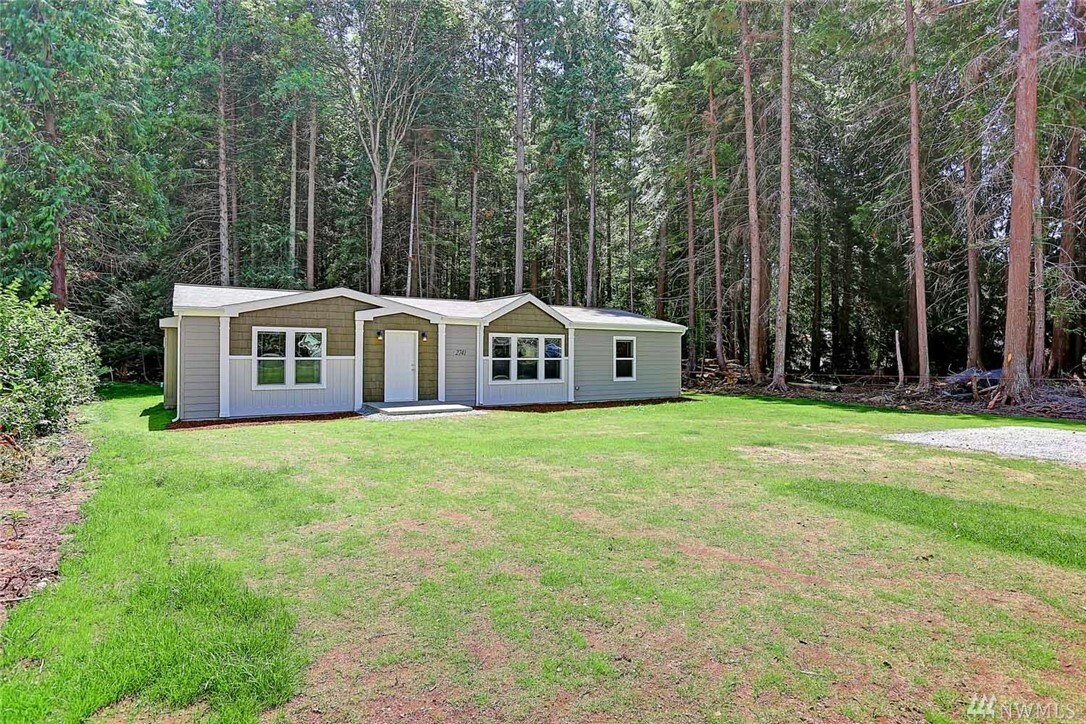 Property Photo:  2741 Fox St  WA 98282 