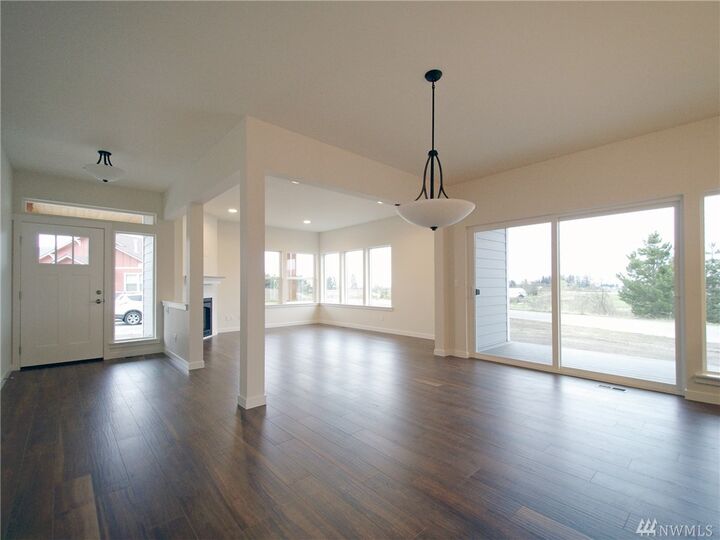 Property Photo:  40 Pear Ct  WA 98382 