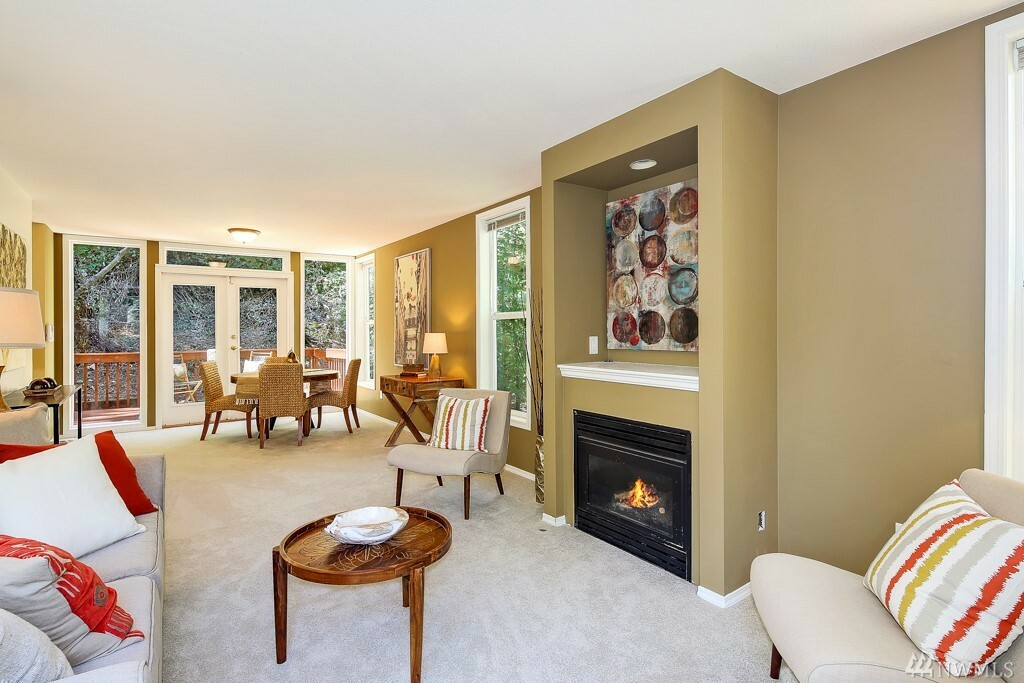Property Photo: 7515 Dumar Way SW WA 98106