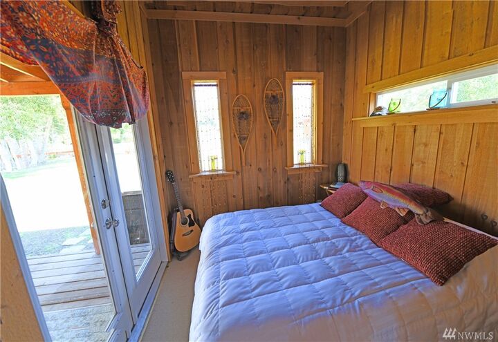 Property Photo:  17 Iris Lane  WA 98856 