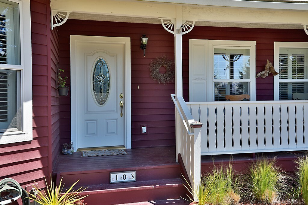 Property Photo:  103 NE Faris St  WA 98239 