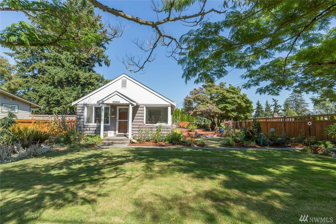 Property Photo: 20636 8th Ave S WA 98198