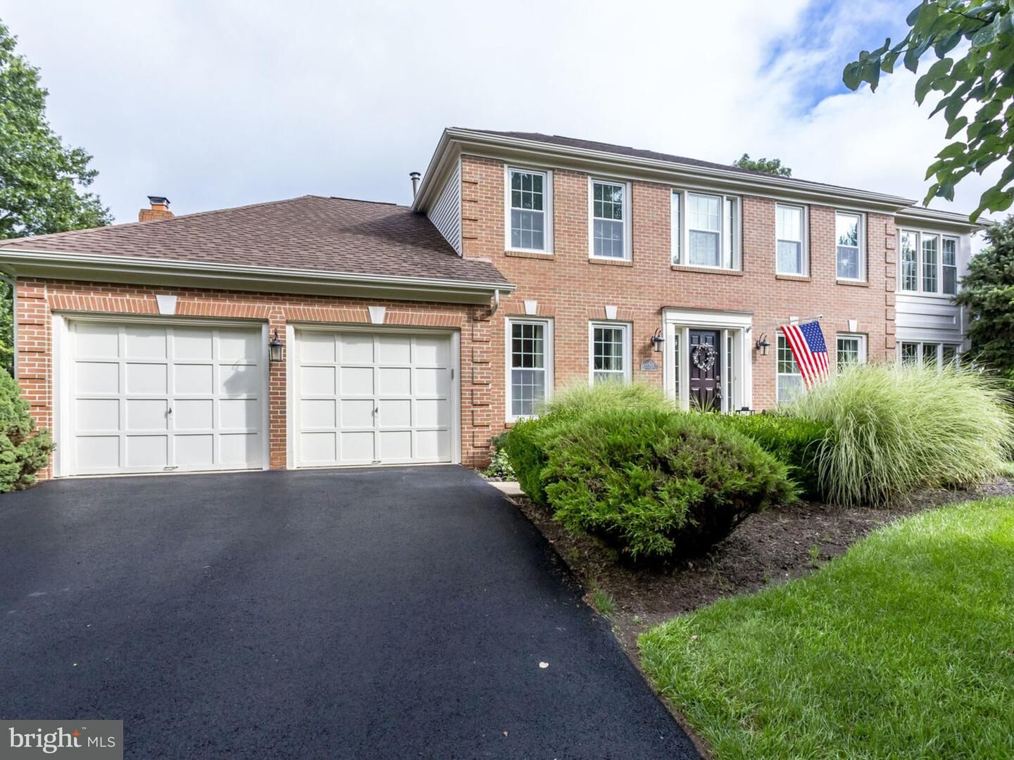Property Photo:  15428 Snowhill Lane  VA 20120 