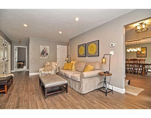 Property Photo: 19 Pintail Rd 19 MA 02081