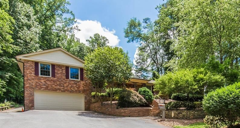 Property Photo:  1018 Woodburn Road  SC 29302 