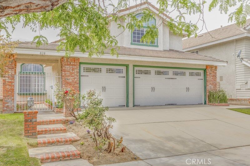 Property Photo: 828 Highland View Drive CA 92882