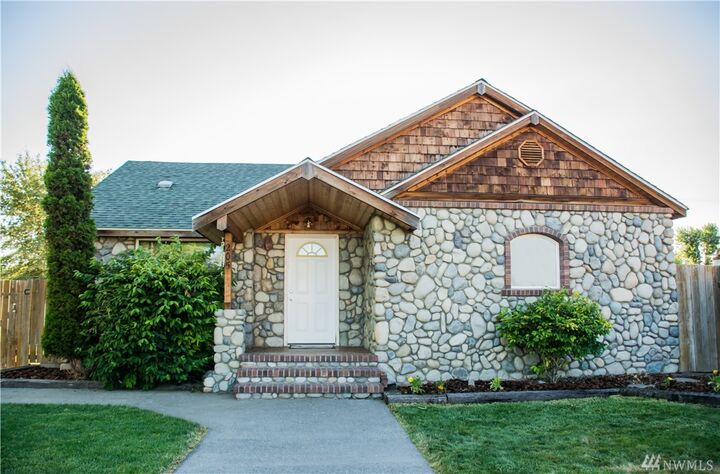 205 N Clark St  Kittitas WA 98934 photo