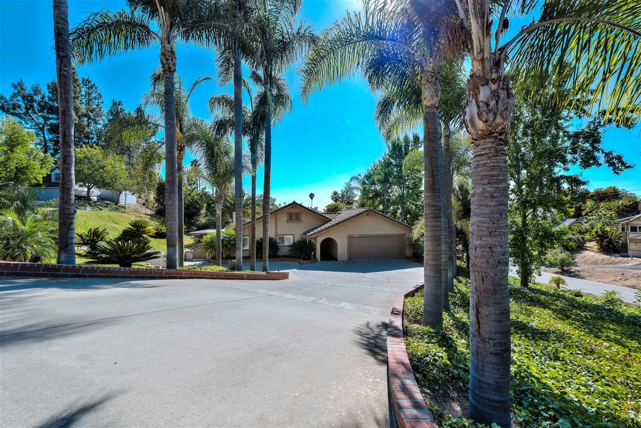 Property Photo:  1915 Alta Vista  CA 92084 