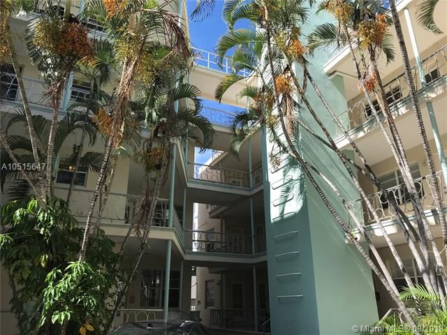 Property Photo:  1751 Washington Ave 2E  FL 33139 