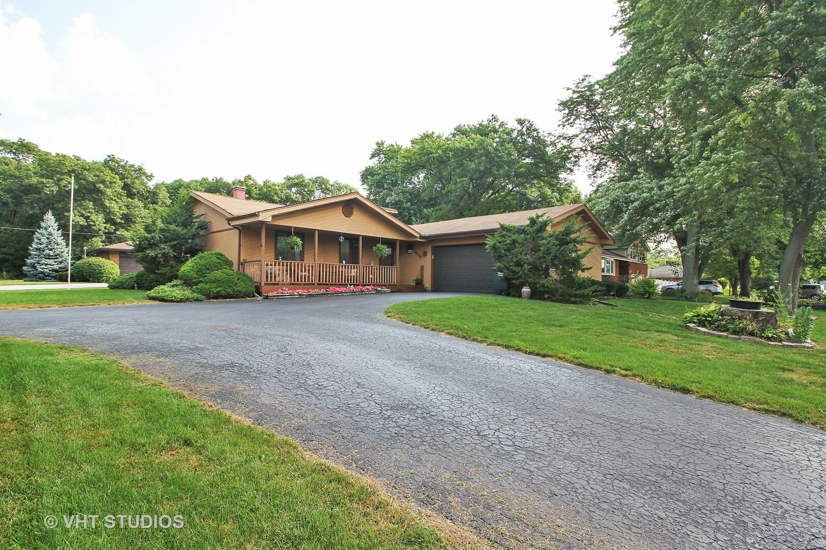 Property Photo:  18181 Clyde Avenue  IL 60438 