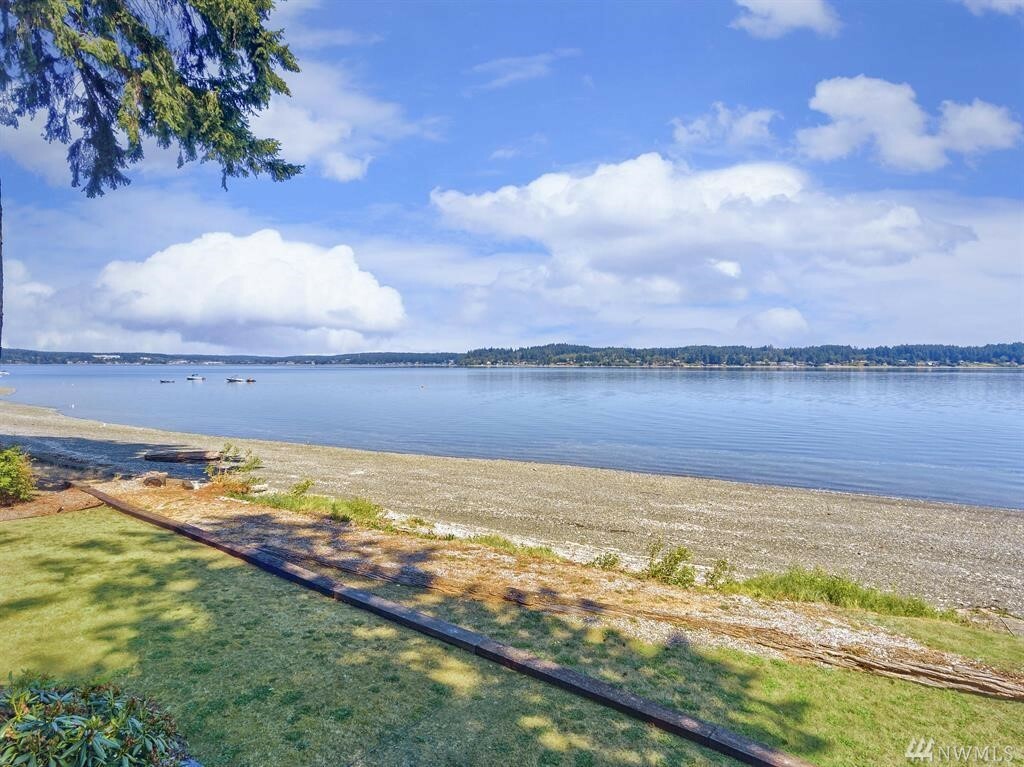 Property Photo:  4105 Erlands Point Rd NW  WA 98312 